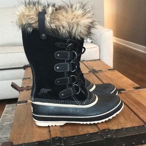 Sorel Joan of Arc women’s boots size 10.5